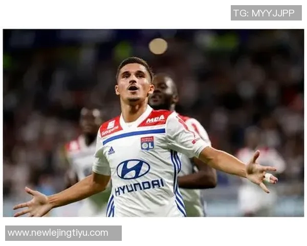 27岁奥亚尔曾被枪手看中现身价仅850万欧远赴沙特发展未达预期 27岁奥亚尔曾被枪手看中现身价仅850万欧远赴沙特发展未达预期