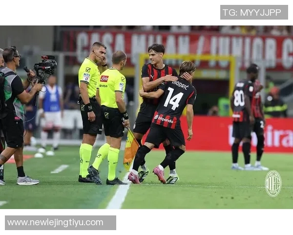 米兰积极推进四名球员续约工作包括门将迈尼昂和后卫托莫里在内