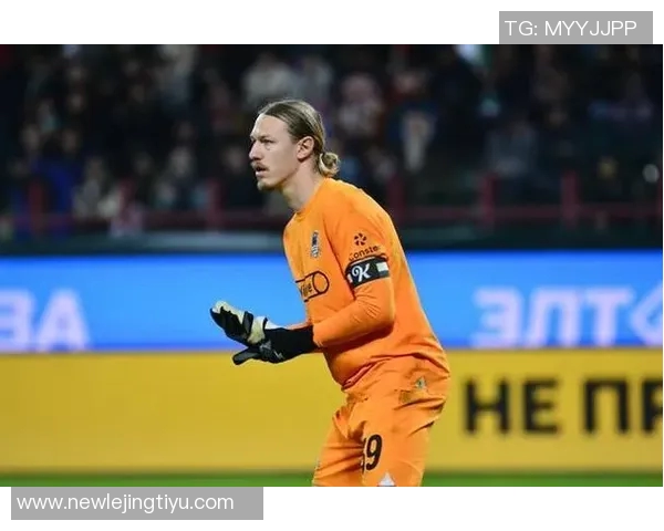 2025赛季收官战恩里克淡谈六冠王萨福诺夫手骨折依然神勇扑点球